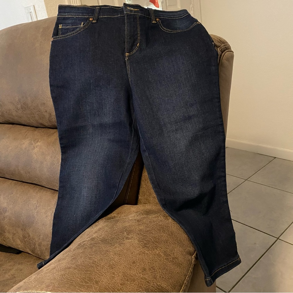 🌸Gloria Vanderbilt capri jean pants